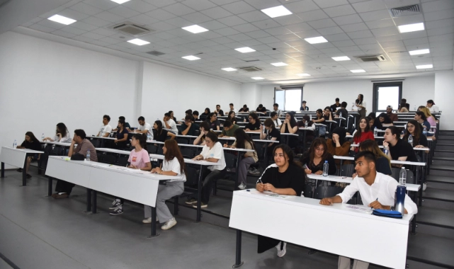 Menemen’de öğrencilere sınav provası