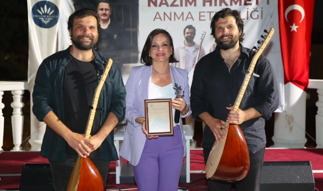Nazım Hikmet'in Dizeleri Karabağlar’ da Yankılandı 