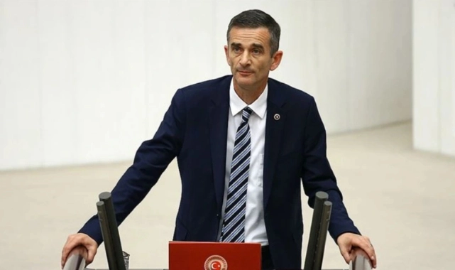 Ümit Dikbayır CHP'den istifa etti!