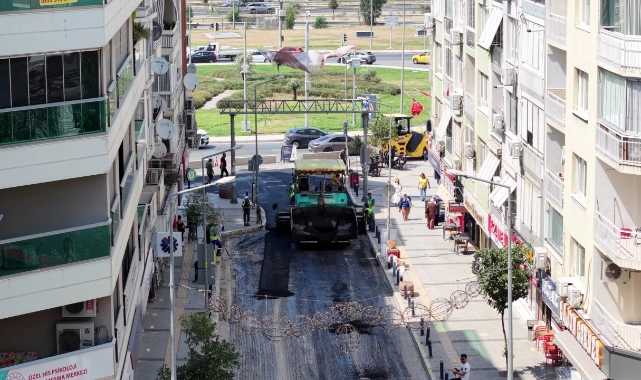 Balçova Ata Caddesi tamamen yenileniyor