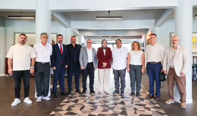 Başkan Vekili Benzer ilçe siyasetini ortak masada buluşturdu