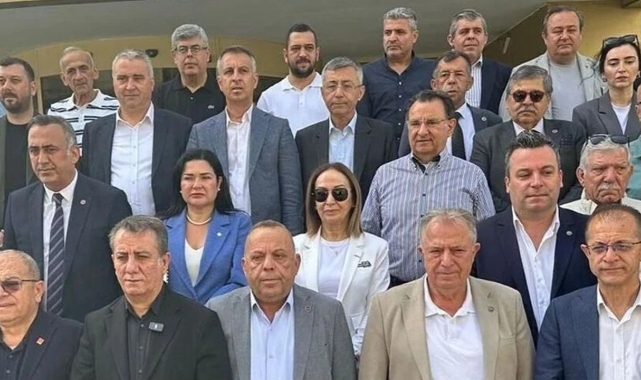 CHP Aydın'da 9 belediye başkanı istifa etti!