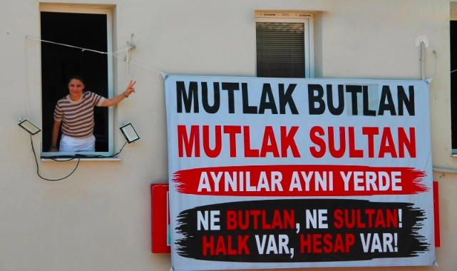 CHP Selçuk'ta butlana pankartlı veda: Atanmış yönetime ironik karşılama