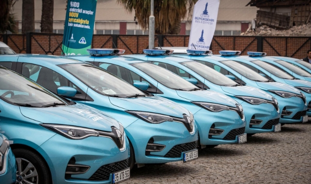 İzmir’in elektrikli araç filosuyla 25 milyon lira tasarruf