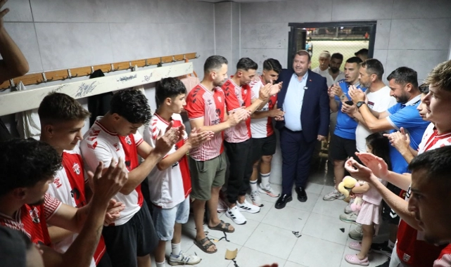 Menderes’i Şampiyonluk Coşkusu Sardı