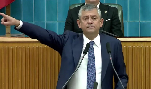 Özgür Özel'den Kılıçdaroğlu'na teklif: Kaybeden CHP'yi salsın!
