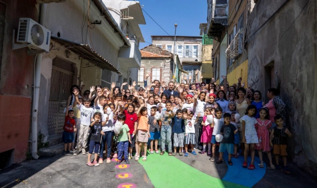 Yaklaşık bin çocuğa ulaşılacak: Çocuk dostu İzmir için ortak adım