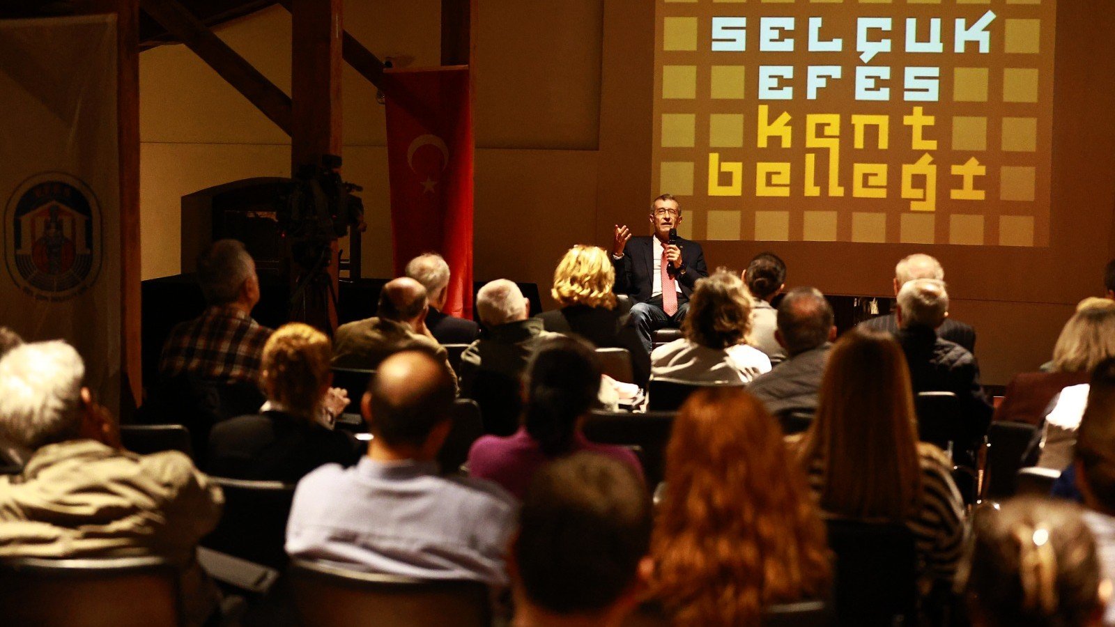 Cumhuriyetin Eylem Ve Fikir İnsanı Mahmut Esat Bozkurt Efes Selçuk'ta Anıldı
