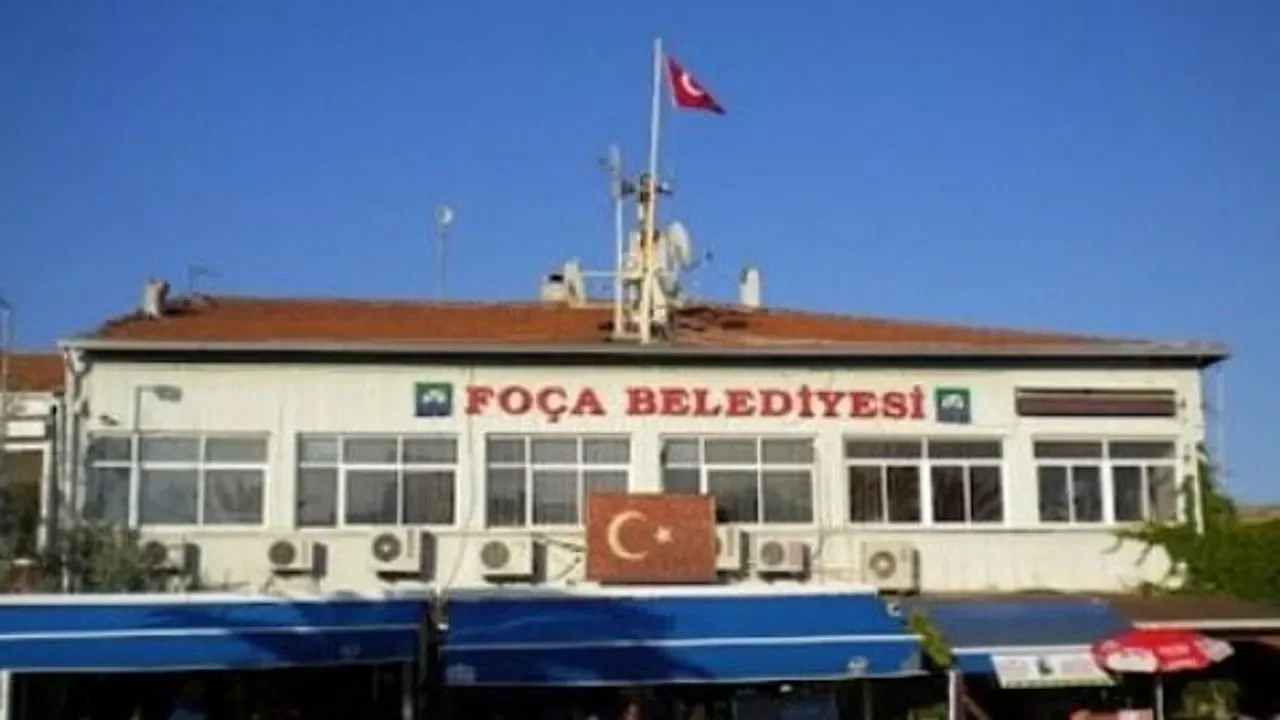Foça Meclisi'nde 106 milyonluk kredi talebi!