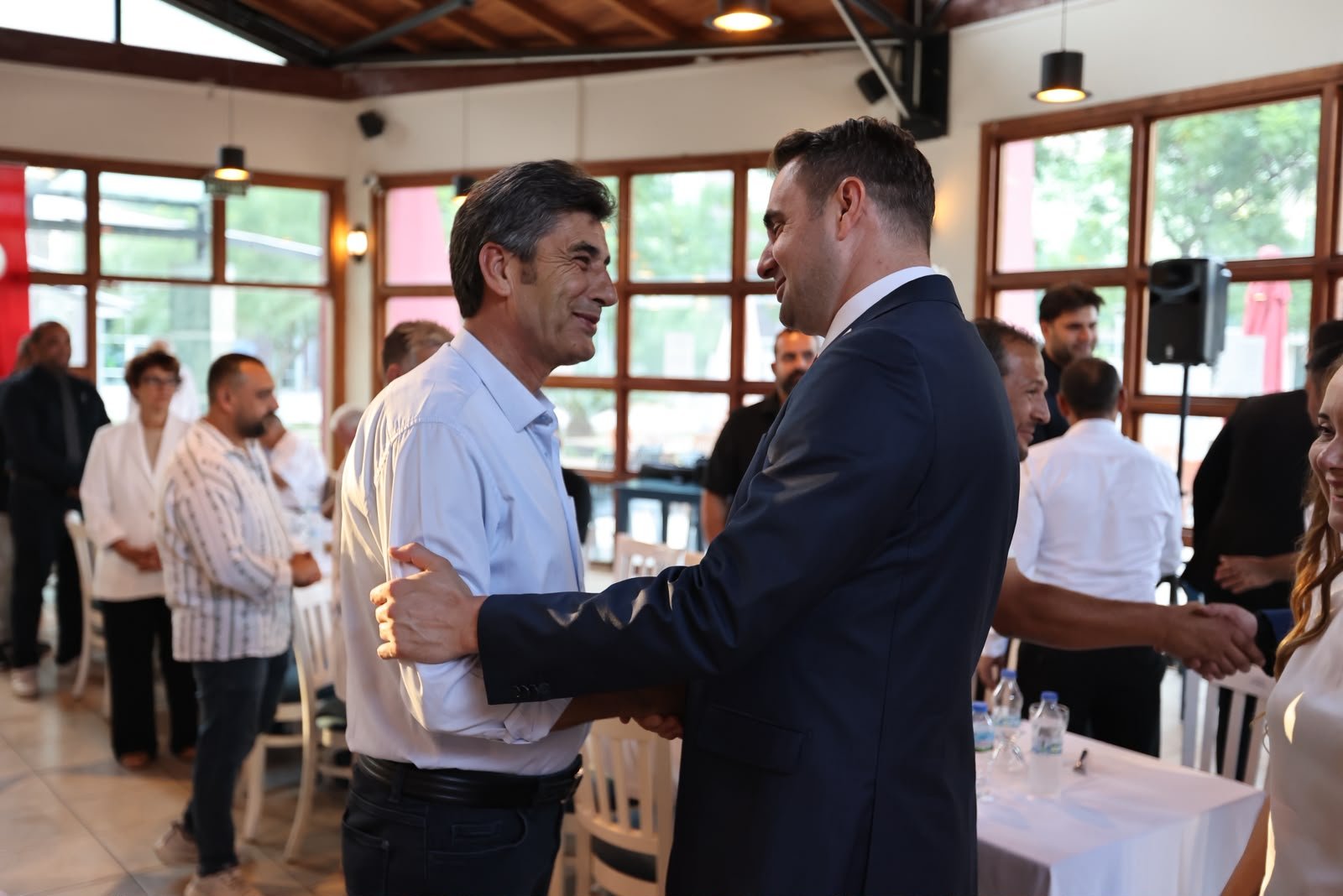 Başkan Güç, Roman vatandaşlarla bir araya geldi