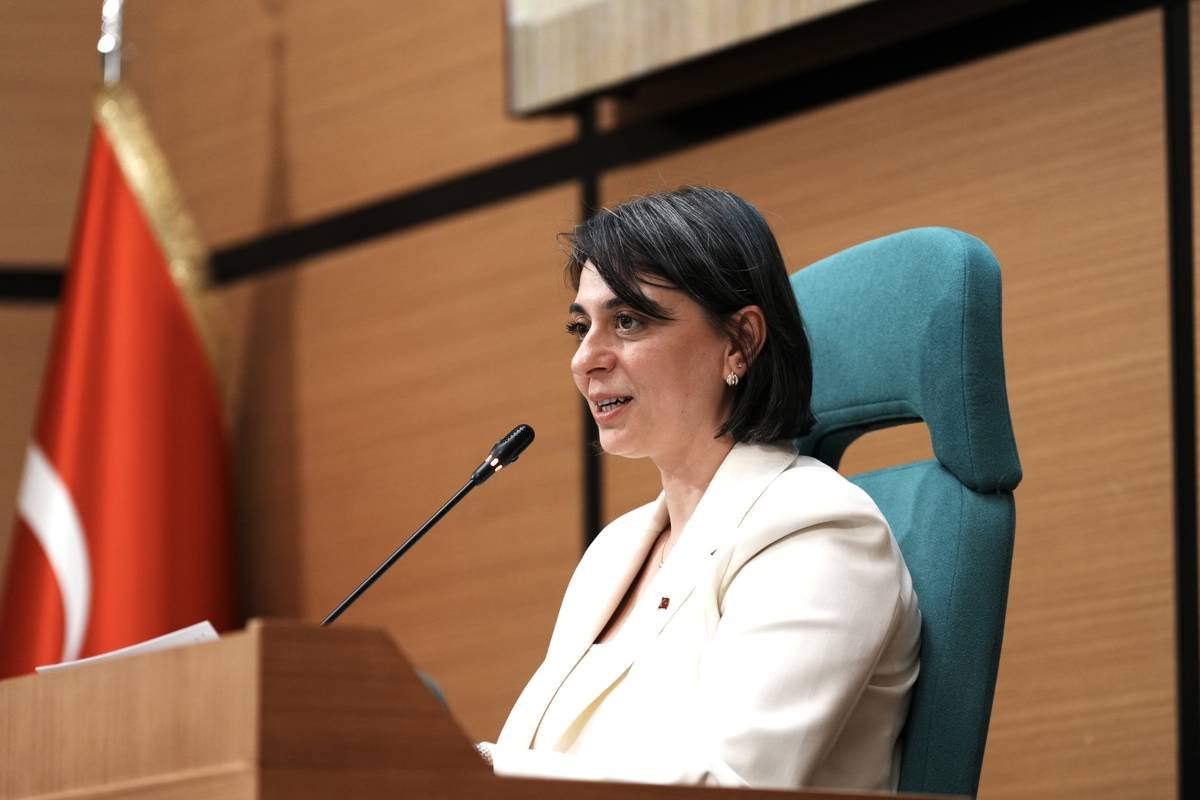 Sinem Dedetaş, cezaevi cezaevi dolaştırıldı!