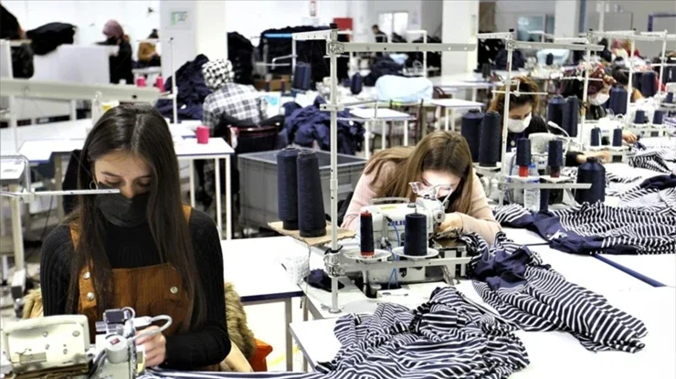 Kadın işsizliği 2005'ten bu yana en düşük seviyede!