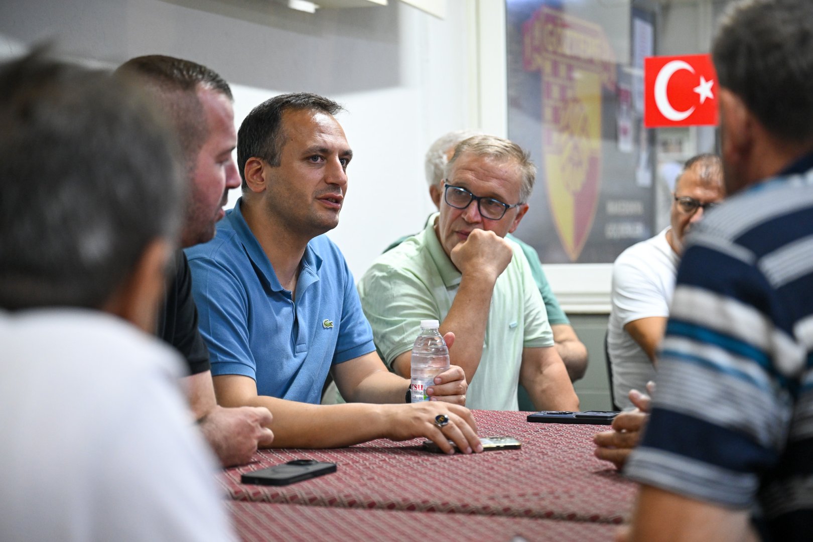 Başkan Eşki’den Çamdibi’nde esnaf turu