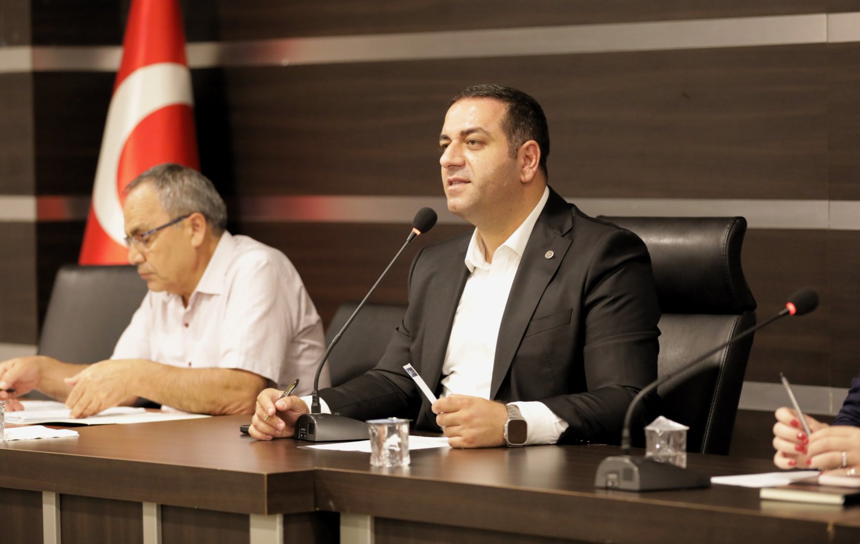 Başkan Uzun tarafını seçti: Narlıdere'de çoğunluk CHP'de!
