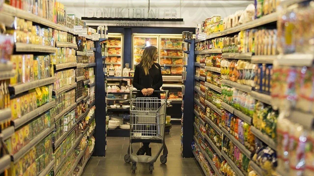 Ticaret satışları geriledi, perakende yükseldi: Bir kalemde artış yüzde 30’a dayandı