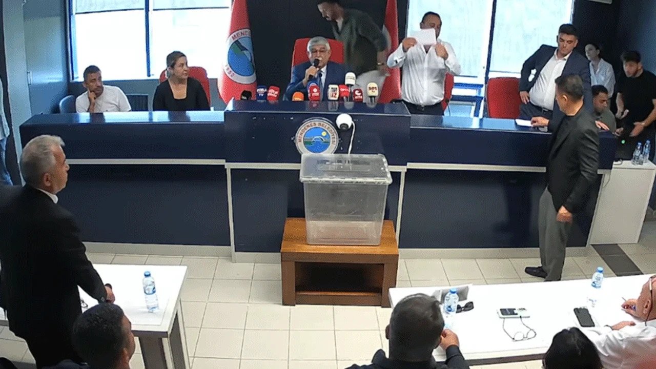 Olaylı seçim sona erdi; Menderes, AK Parti'ye geçti!