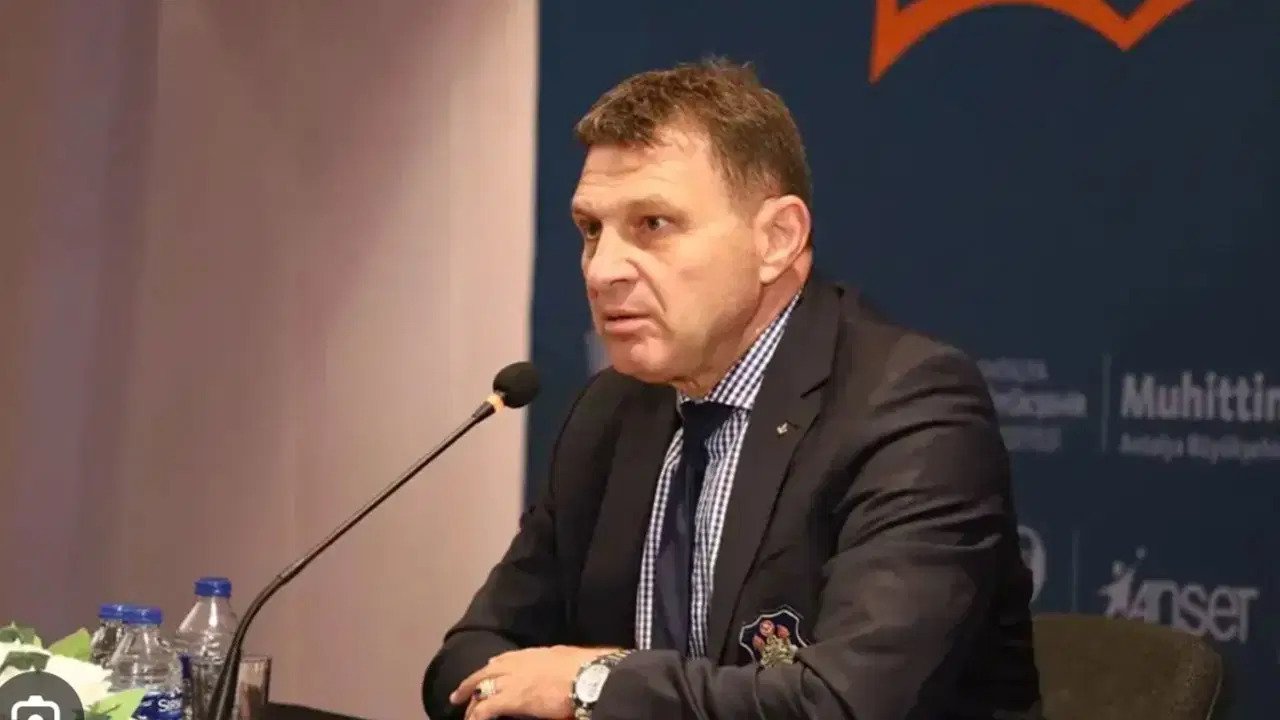 Emekli Amiral Türker Ertürk gözaltına alındı!