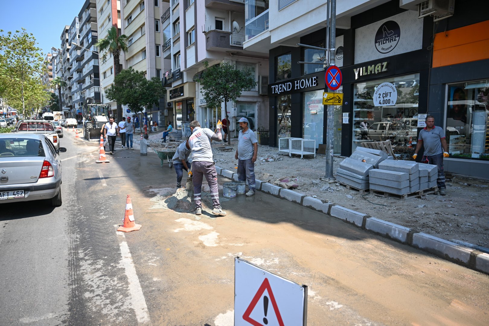 Mustafa Kemal Caddesi’nde kesintisiz prestij hamlesi