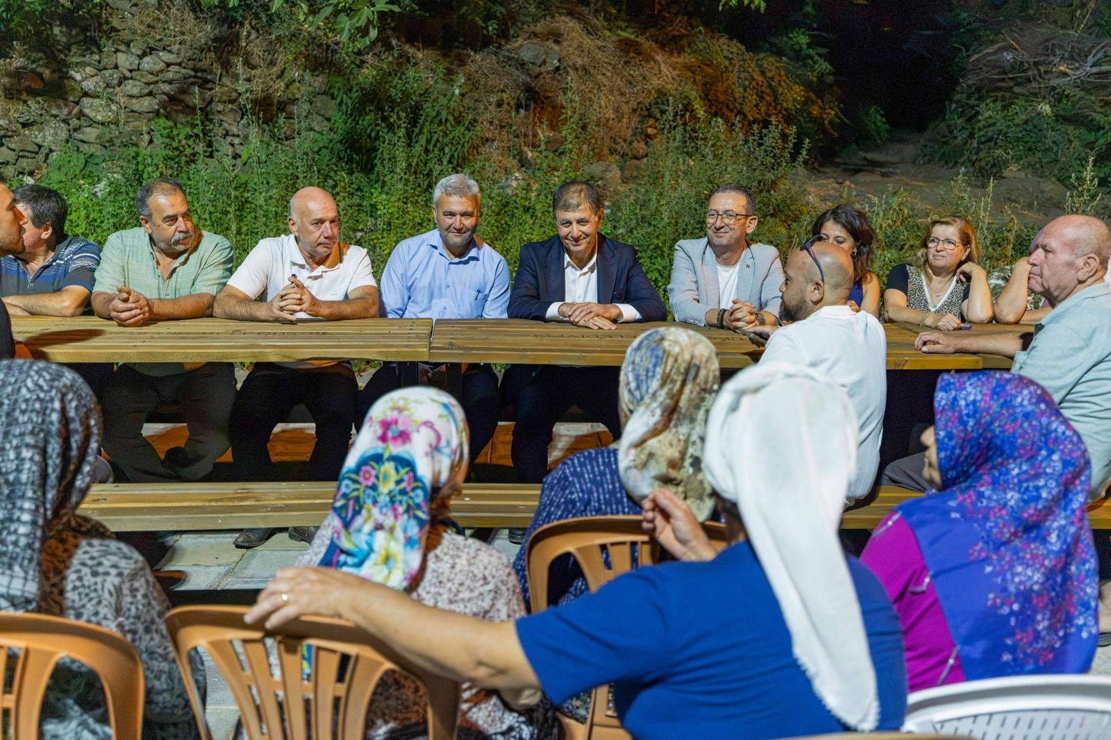 Başkan Tugay’dan Beydağlı kadınlara çağrı: Üretin, alım garantisi bizden