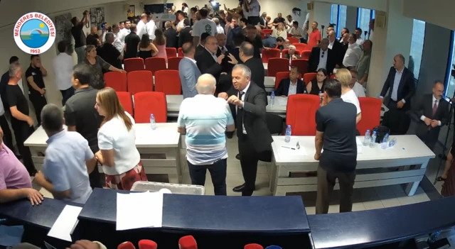 CHP İzmir, Menderes seçimini yargıya taşıyacak!