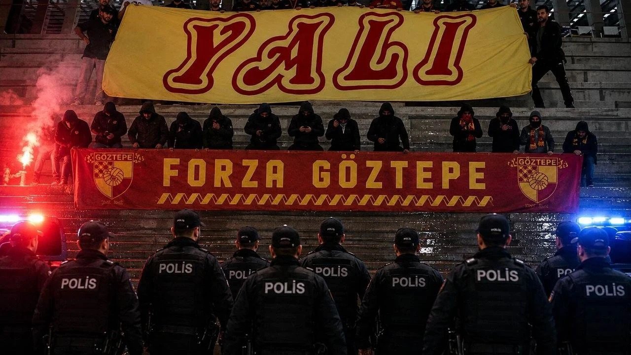 İzmir’de taraftar gruplarına operasyon: 28 gözaltı!