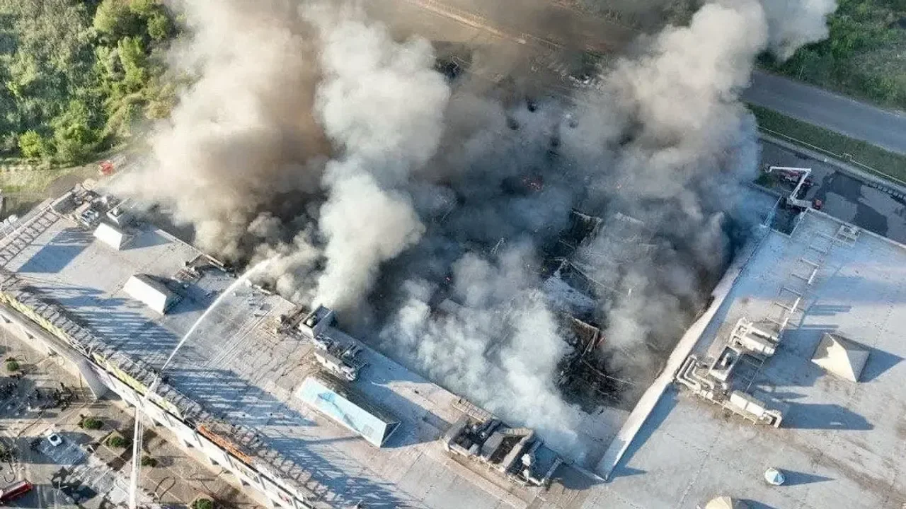 Rusya sivilleri hedef aldı: AVM saldırısında 16 ölü, 130 yaralı!