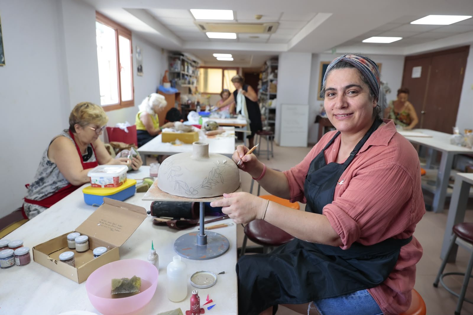 Güzelyalı’da 7’den 77’ye sanat var