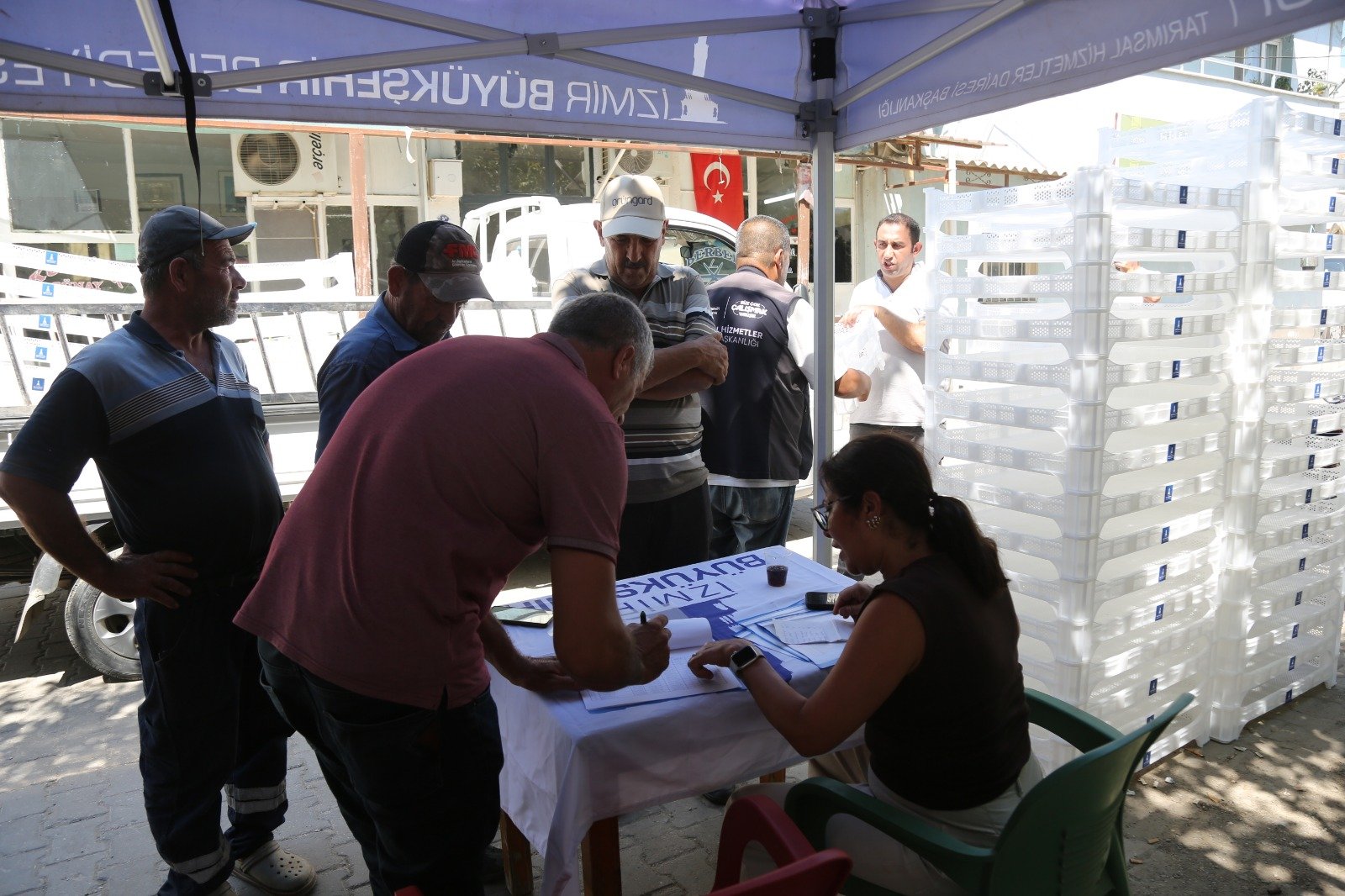 İzBB'den Selçuklu incir üreticisine destek