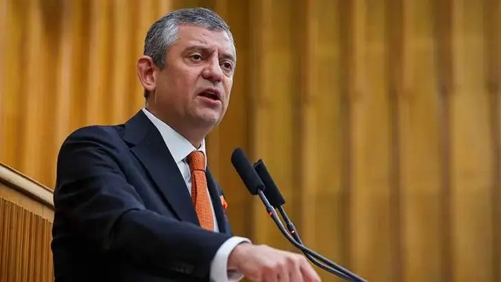 Özgür Özel'den Menderes seçimlerine ilişkin açıklama: "Suçüstü hali"