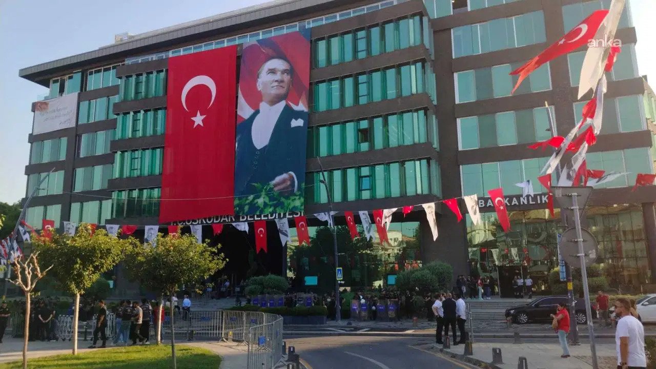 2 meclis üyesi tutuklanmıştı... Gözler Üsküdar seçimlerinde!