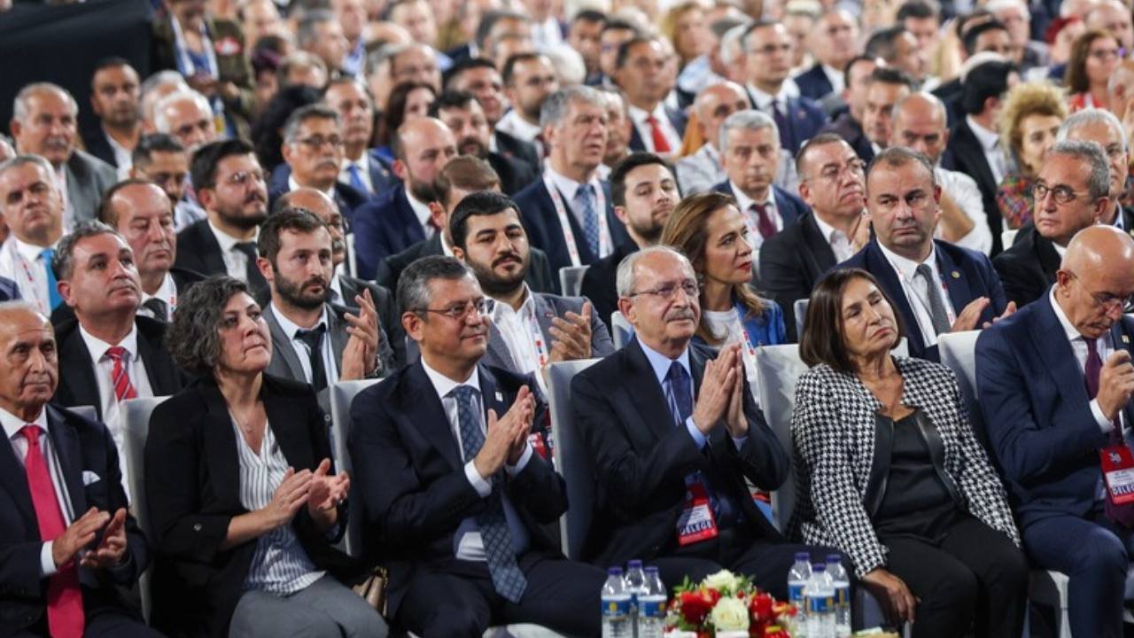 AKP'li isimden 'mutlak butlan' paylaşımı: Üst yargıdan dostlarla sohbetimiz oldu