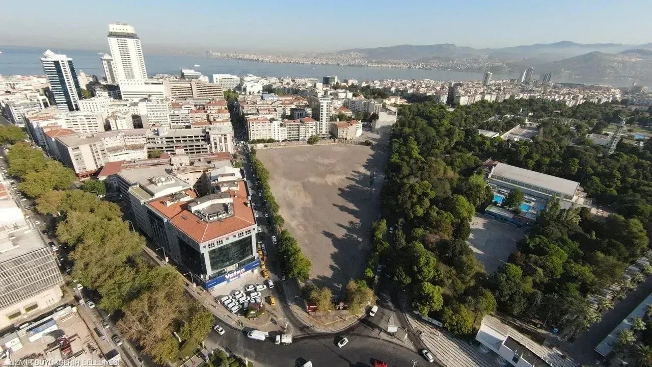 TMMOB'tan 'Basmane Çukuru' çağrısı: Koşulsuz kamuya devredilmeli!