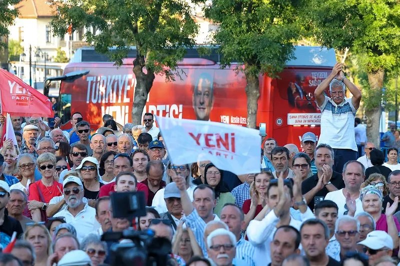 Yeni Parti İzmir'de gözler ön seçime çevrildi
