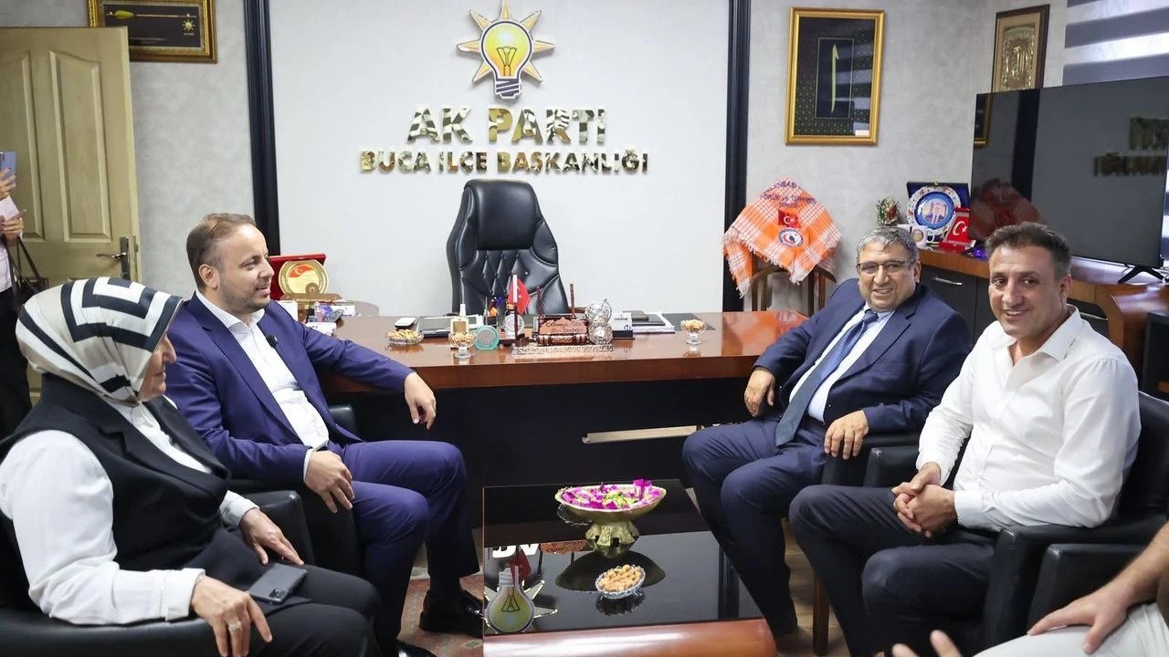 Hüseyin Benzer'den AK Parti İlçe Başkanlığı'na ziyaret