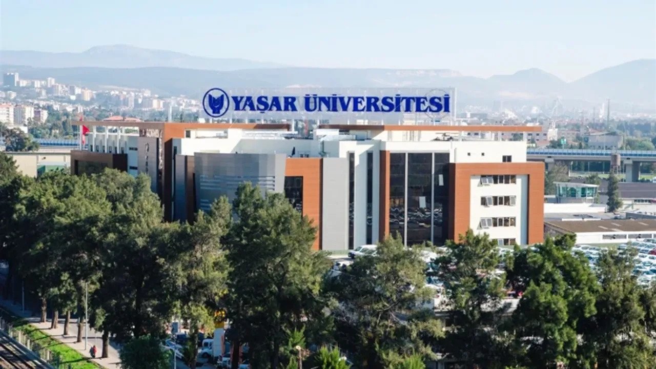 Yaşar Üniversitesi'nin iki fakültesi kapatıldı!