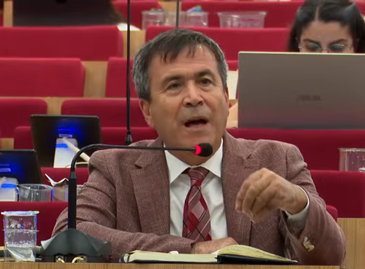 AKP’li isim 'avarel kılıklı' demişti: Karakülçe’den Çağatay Güç savunması!