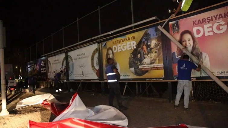 Billboard krizine ilişkin Başkan Ünsal'dan açıklama: Mesele benim fotoğraflarımın kaldırılması değil