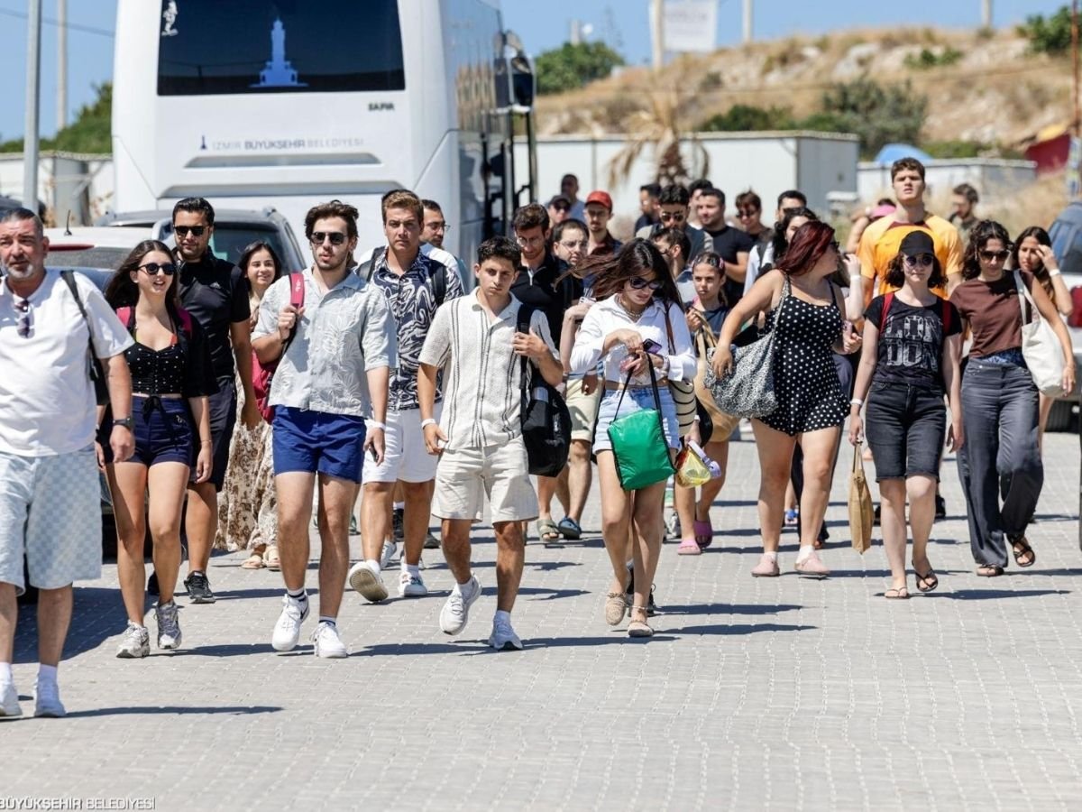 İzmir'in 8 aylık turizm bilançosu: 47 binlik düşüş!