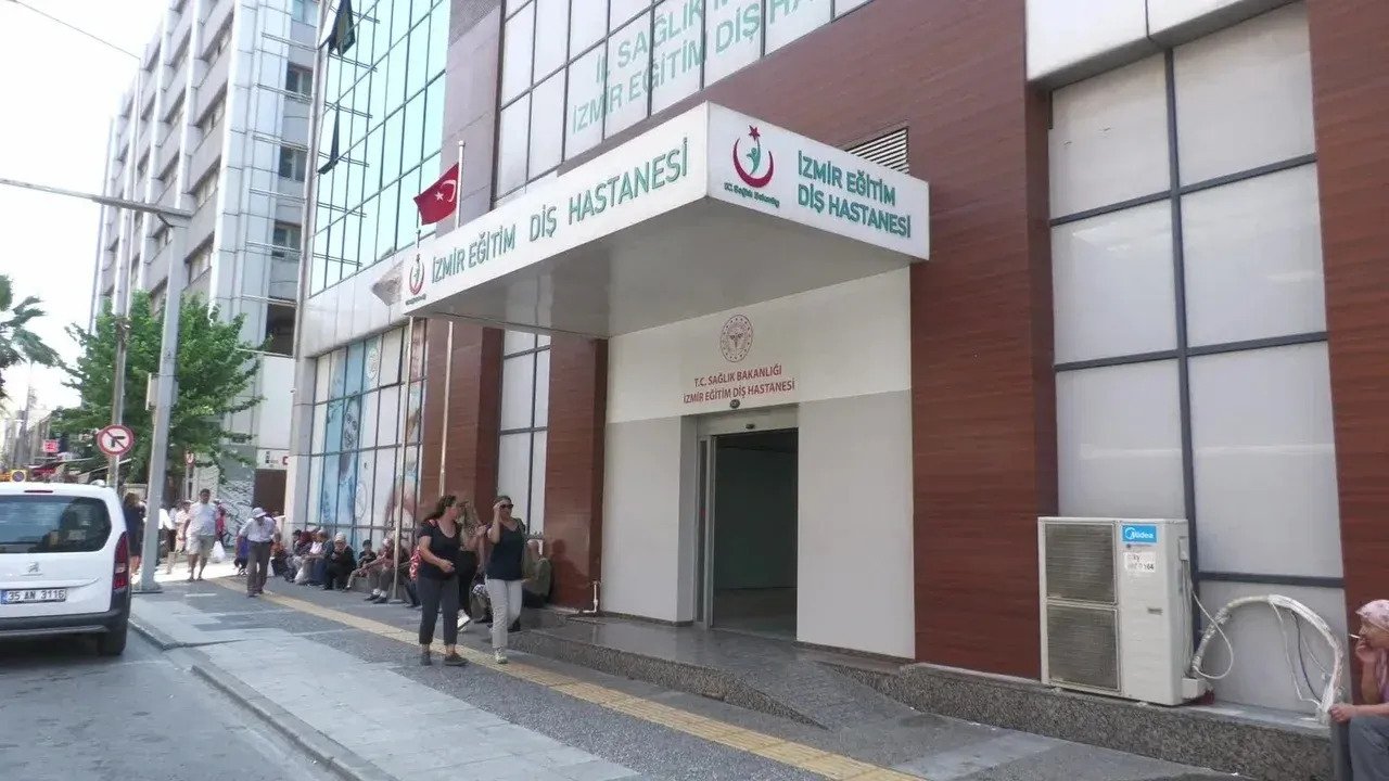 İzmir'in köklü hastanesine Konak Belediyesi'nden mühür!
