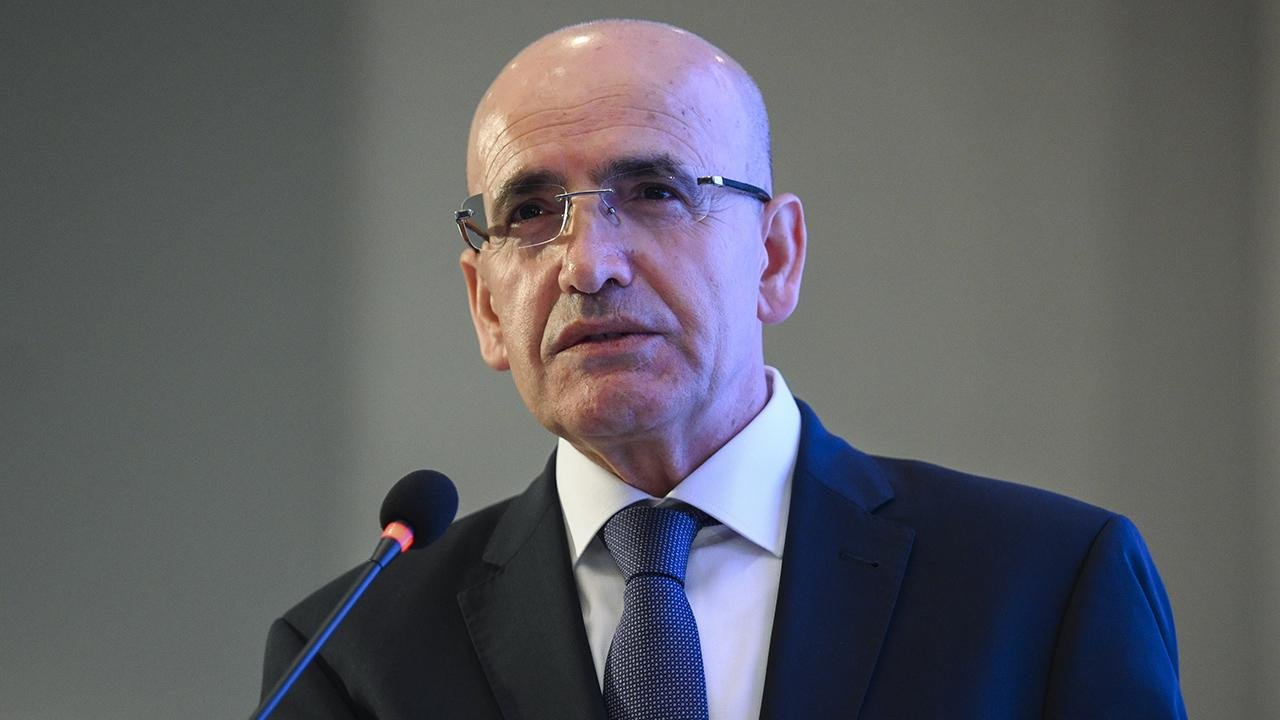 Mehmet Şimşek'ten 'tedbir' açıklaması: Yatırımcıların haklarını gözetiyoruz!
