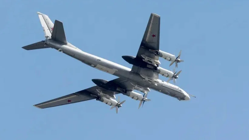 Rusya'da Nükleer Bombardıman Uçağı Düştü: 6 Ölü