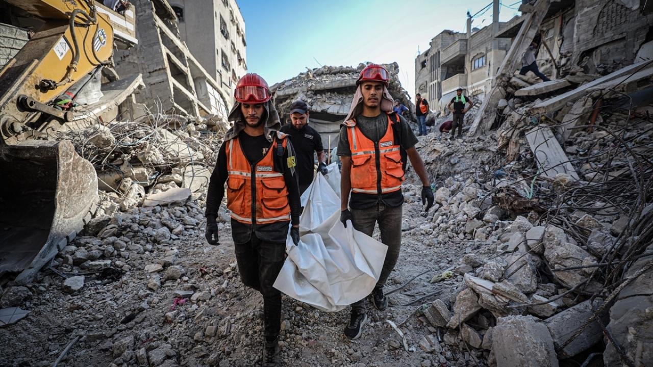 Gazze'de 'soykırımın' bilançosu: Bin 445 ölü, 5 bin 72 yaralı!