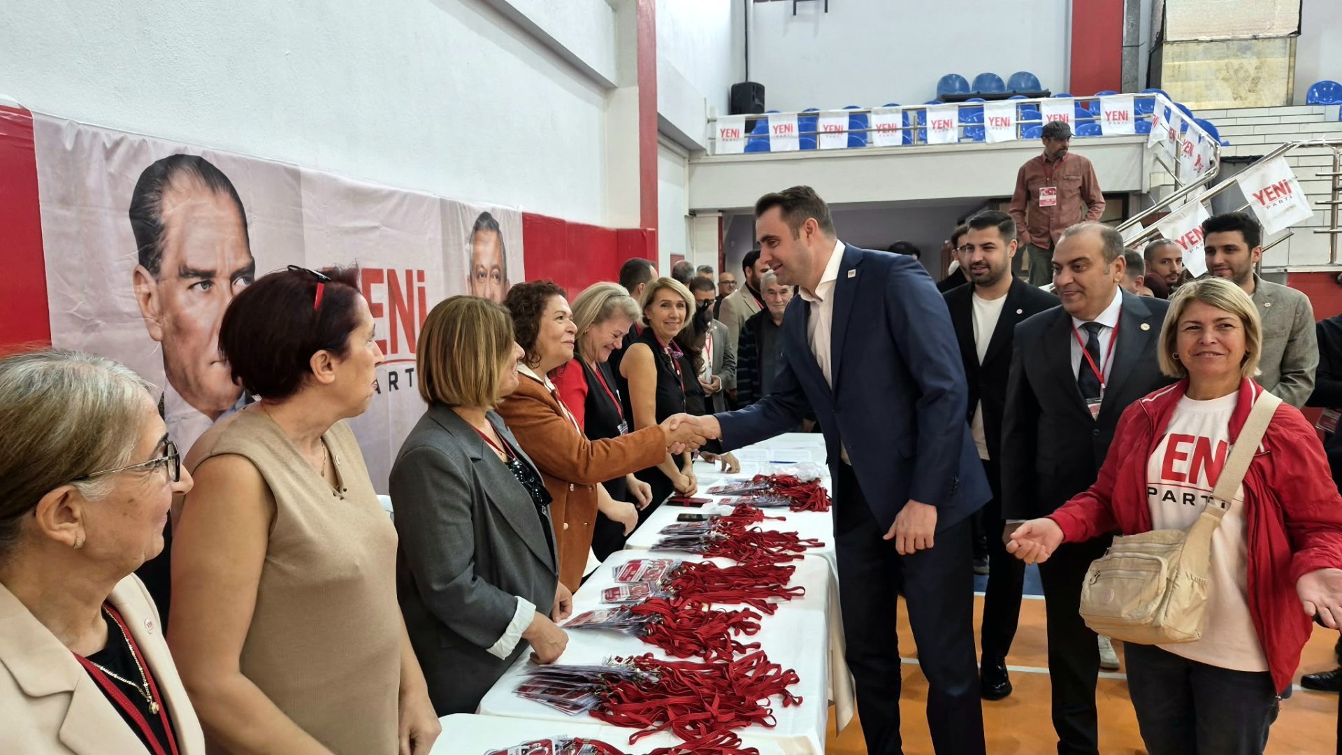 YENİ Partili Güç'ten 'kongre' mesajı: Demokrasi şöleni yaşıyoruz!