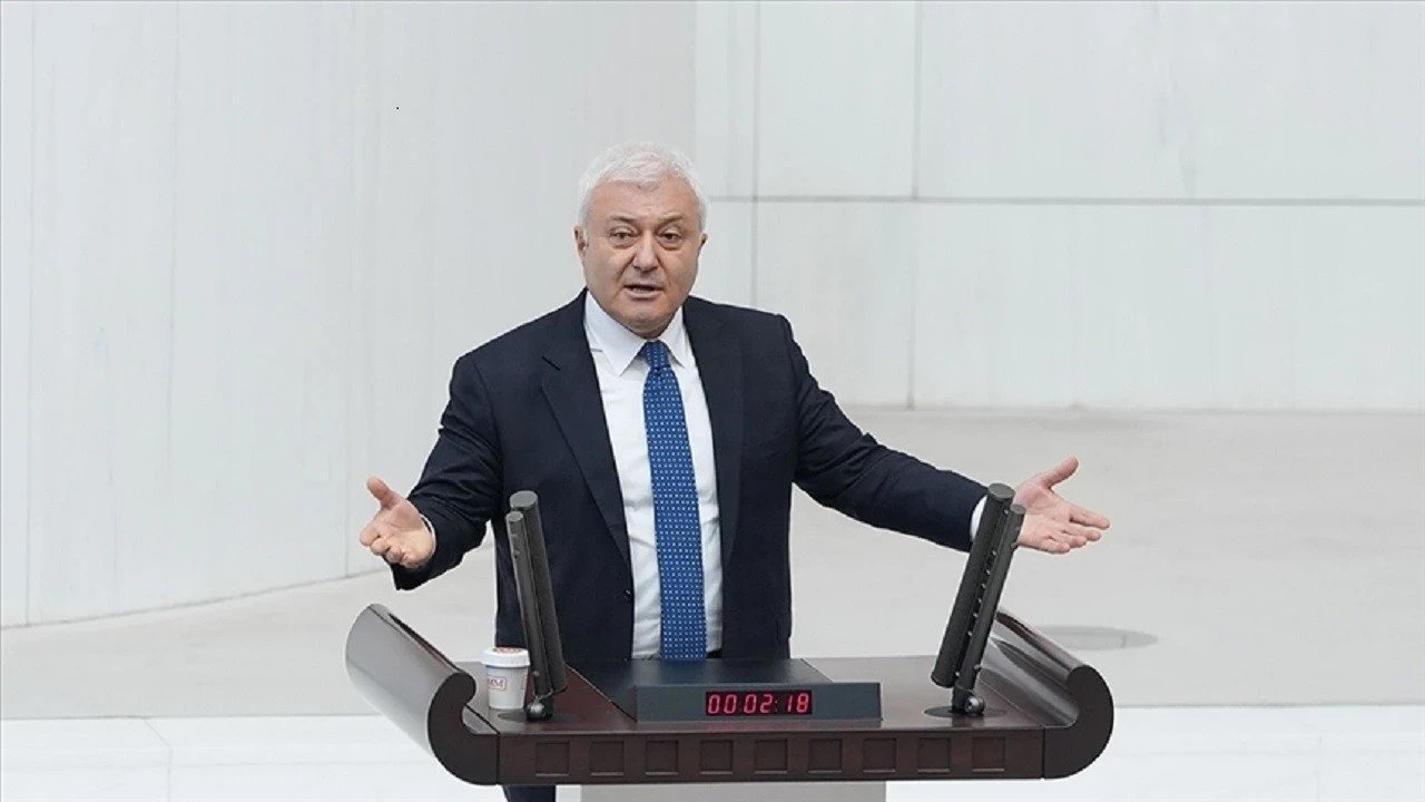 Tuncay Özkan'dan Cemil Tugay'a sert çıkış: İzmirli bu kiri söküp atar!