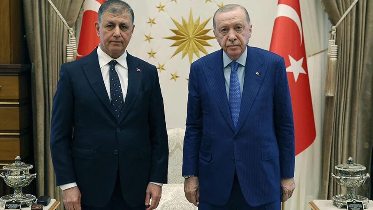 Başkan Tugay'dan AK Parti iddialarına yanıt: Bir kararın eşiğindeyim!