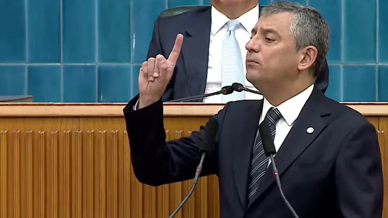 Özgür Özel grup toplantısında 'fon vurgunu'nu anlattı: 'Erdoğan sen bu işin tam ortasındasın!'