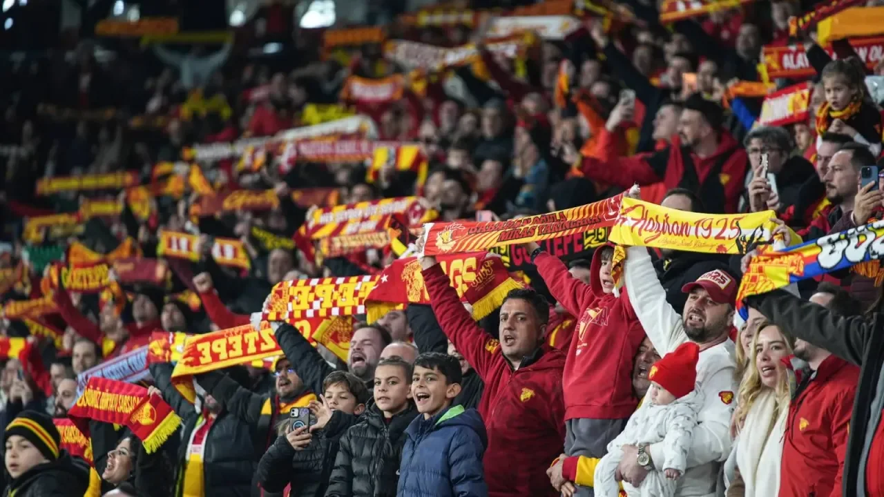 Eyüpspor-Göztepe maçı öncesi 4 Bin TL'lik bilet fiyatı kriz çıkardı