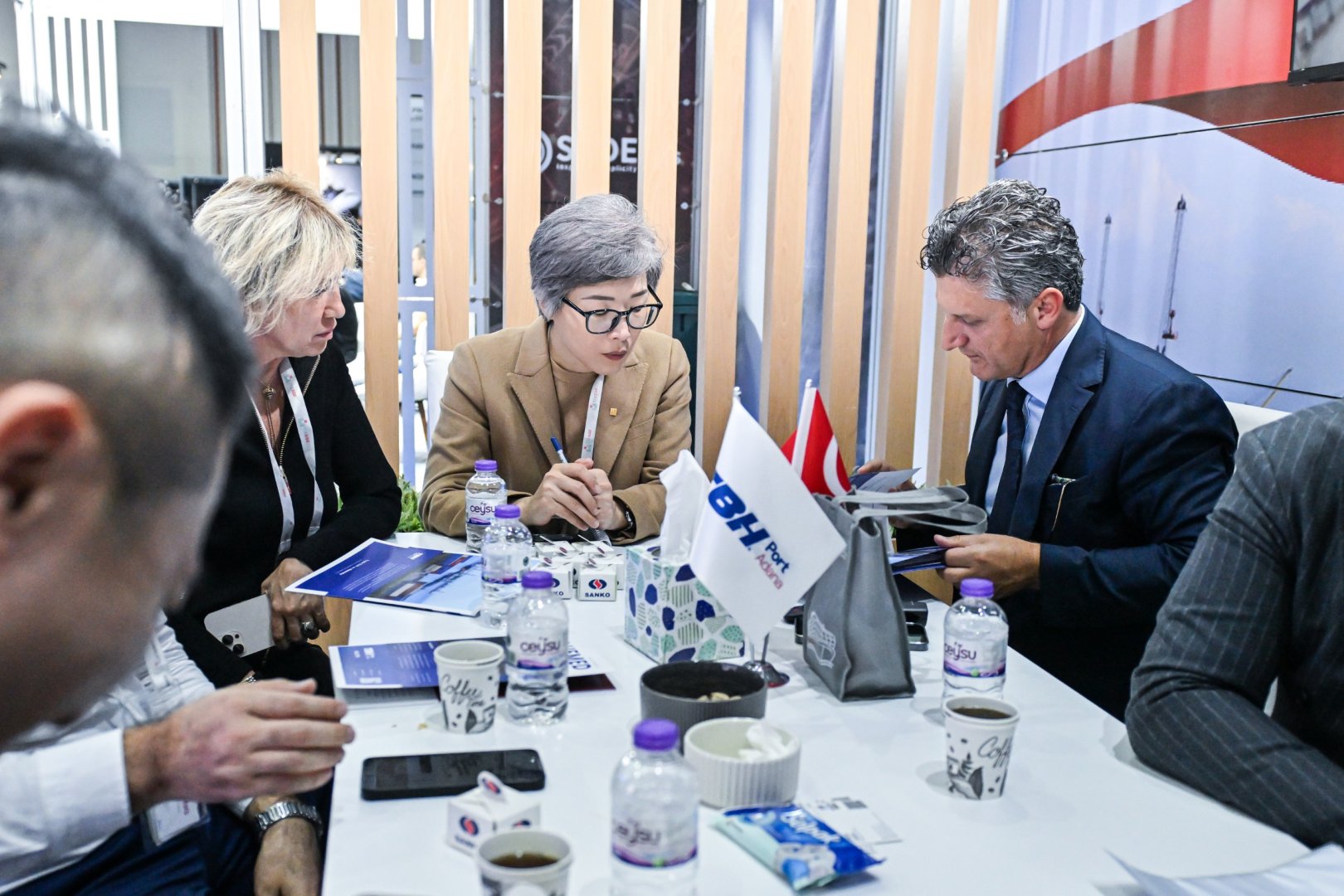 LOGISTECH’te Zengezur Koridoru ve Alsancak Limanı’nın geleceği konuşuldu
