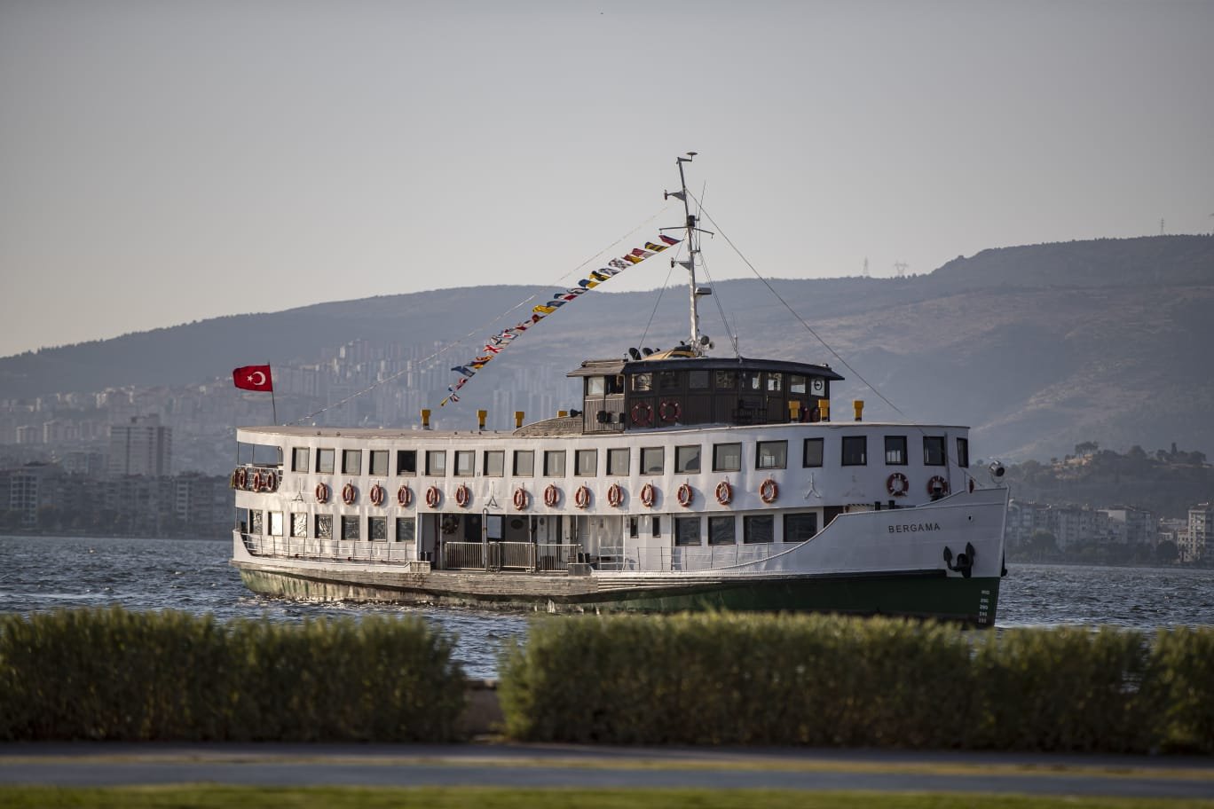 Bergama Vapuru ile tarihe yolculuk yeniden başlıyor