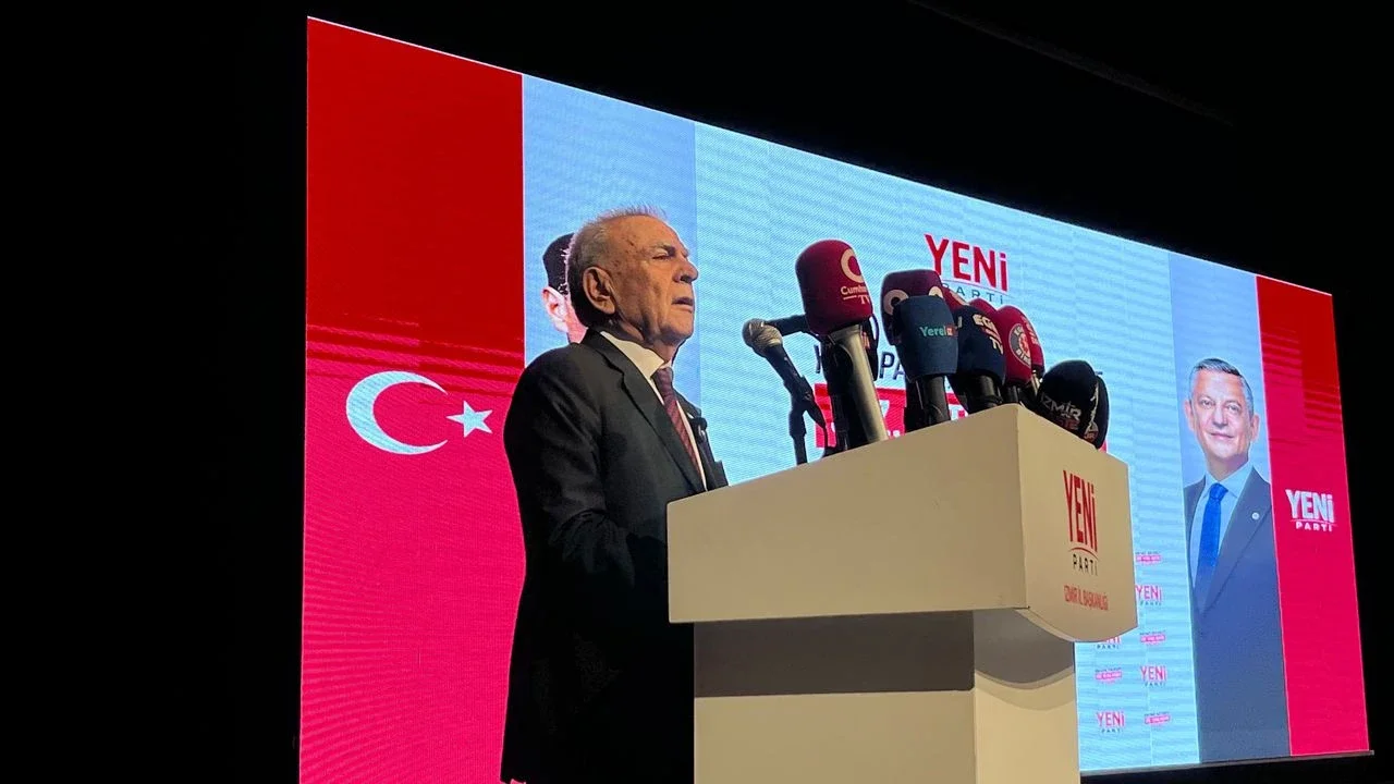 Aziz Kocaoğlu'ndan ön seçim mesajı: AK Parti'ye rağmen İzmir'i toparlayacağım!